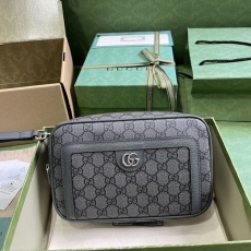 Gucci Clutch Bags